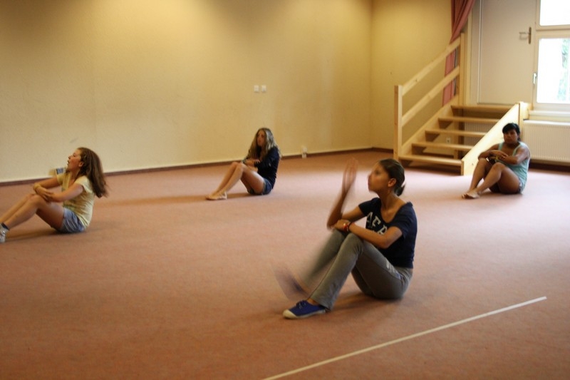 Village Camps International Summer Camp Leysin, Switzerland 2025-08-09 https://www.villagecamps.com/journals_admin/images/714-20-dance (29).jpg